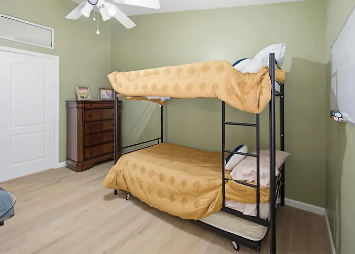 Holiday home Charming 3br Oasis With Pool Family Litchfield Park