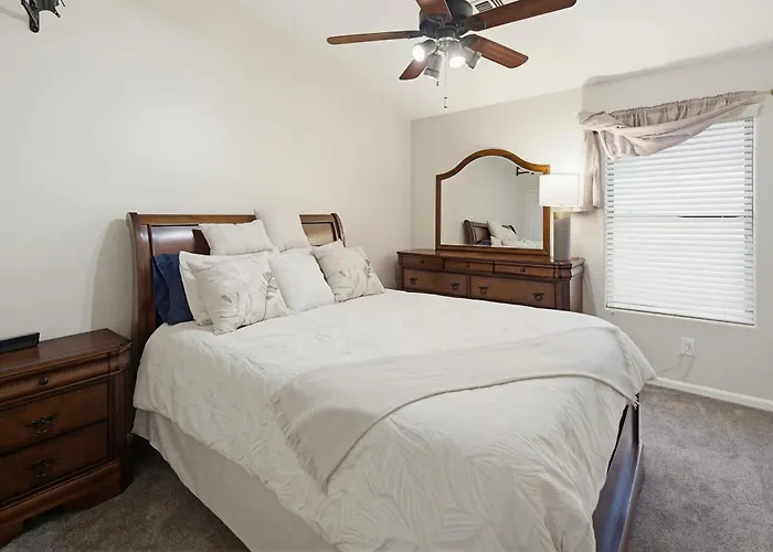 Charming 3br Oasis With Pool Family Litchfield Park