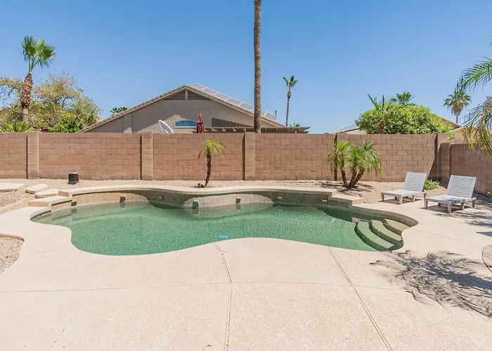 Charming 3br Oasis With Pool Family * Litchfield Park